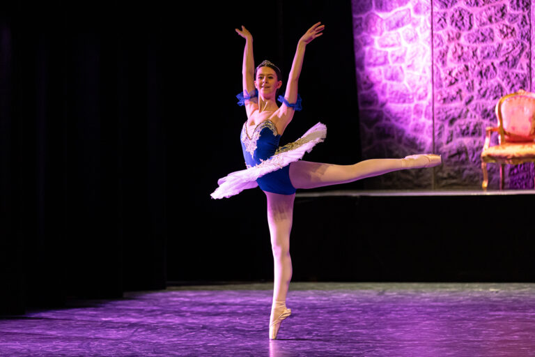 Dansfotografie Dansstudio Crescendo Bree 2024 - LR - kimvos.com R6M21602
