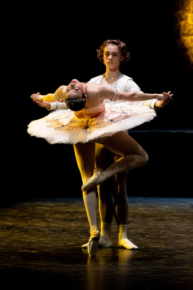 Dansfotografie Dansstudio Crescendo Bree 2024 - LR - kimvos.com R6M21675